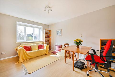 1 bedroom flat for sale, Green Lane, Ealing, London, W7