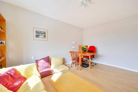 1 bedroom flat for sale, Green Lane, Ealing, London, W7