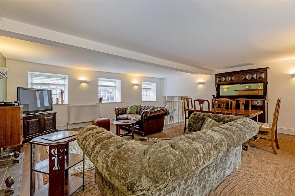 Reception Room-6.jpg