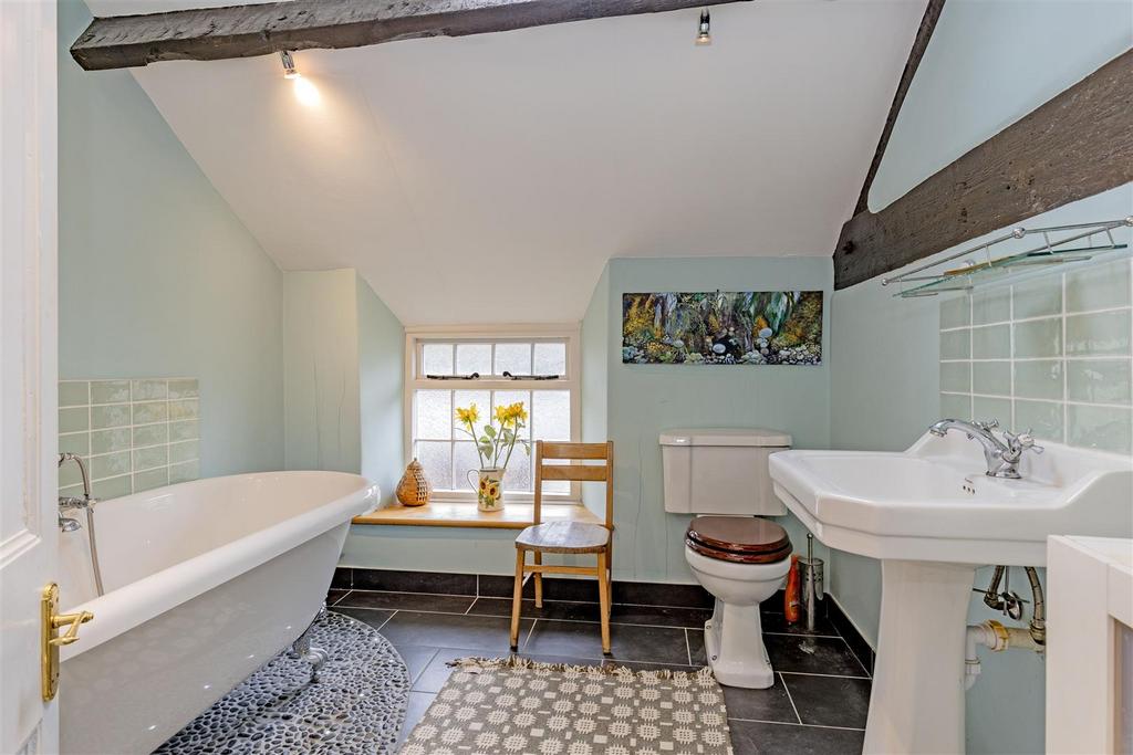Bathroom-1.jpg
