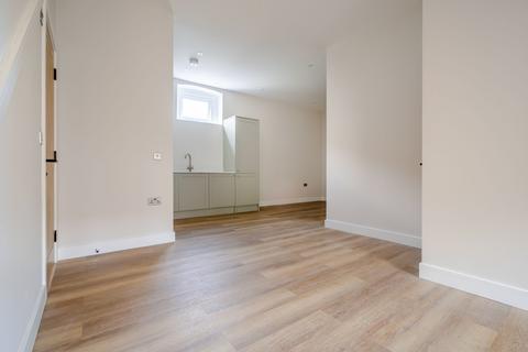 undefined, Alma Road, Windsor