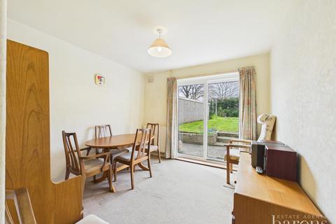 undefined, Maple Crescent, Basingstoke RG21