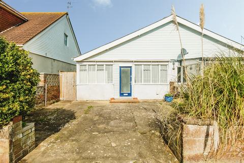 2 bedroom semi-detached bungalow for sale, East Meadway, Shoreham-By-Sea