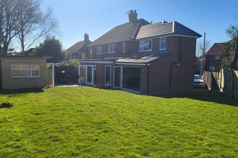4 bedroom semi-detached house for sale, Cedar Avenue, Atherton, M46