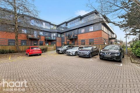 undefined, Clivemount Road, Maidenhead