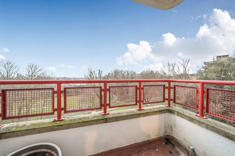 2 bedroom apartment for sale, Champion Hill, London