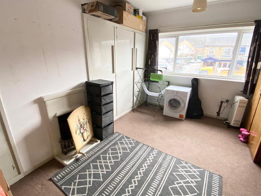 Front first floor bedroom.jpg