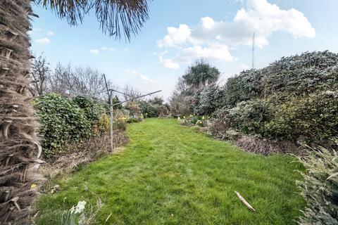 undefined, Horniman Drive, London