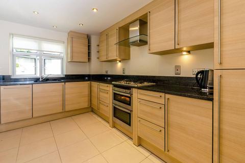 undefined, Herons Crest, Guildford, GU1