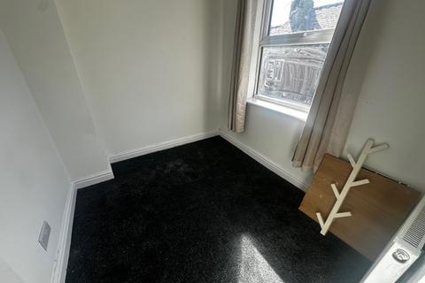 2 bedroom terraced house to rent, De Lacy Street Preston PR2 2DD