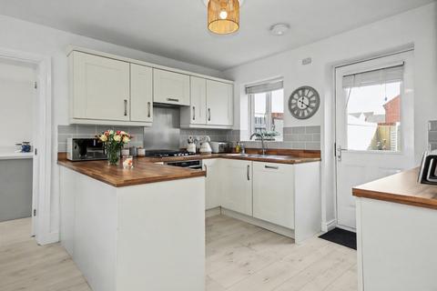 4 bedroom end of terrace house for sale, Sharpham Road, Glastonbury