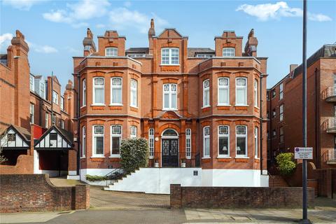 Finchley Road, Hampstead, London, NW3