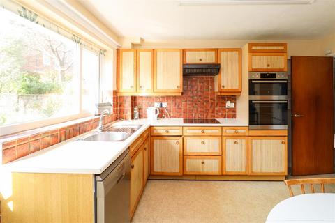 undefined, Dinorben Close, Fleet GU52