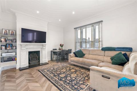 3 bedroom apartment for sale, Station Road, London, N21