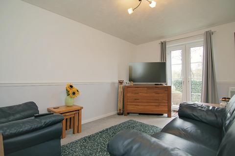 undefined, Swinnow Close, Leeds