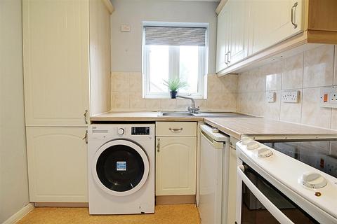 2 bedroom house for sale, Kite Field, Northchurch, Berkhamsted