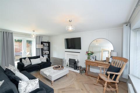 undefined, Norfolk Gardens, York YO26