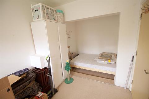 3 bedroom house to rent, Kings Road, Manchester M34