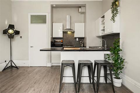 1 bedroom apartment to rent, Milner Square, London, N1