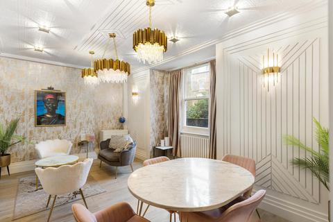 2 bedroom apartment for sale, Lady Somerset Road, London, NW5