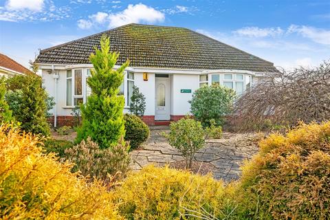 2 bedroom detached bungalow for sale, Bickington Road, Barnstaple EX31