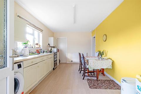 2 bedroom detached bungalow for sale, Bickington Road, Barnstaple EX31