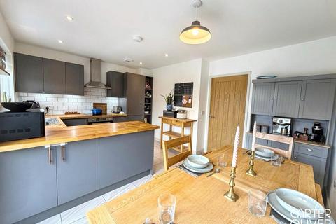 undefined, Farm Field Court, Lutterworth, LE17