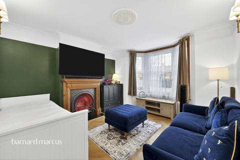 undefined, Hook Road, EPSOM