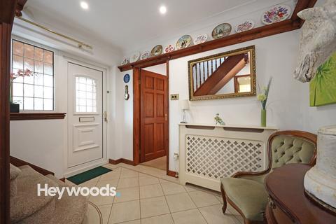 4 bedroom detached house for sale, The Avenue, Hartshill, Stoke on Trent