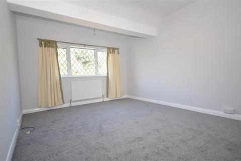 undefined, Kettering, NN16