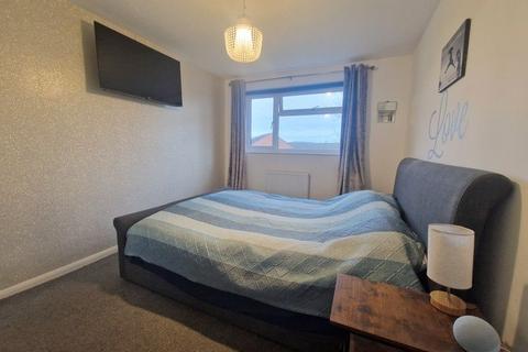 3 bedroom terraced house for sale, Dinan Way, Exmouth, EX8 4EZ