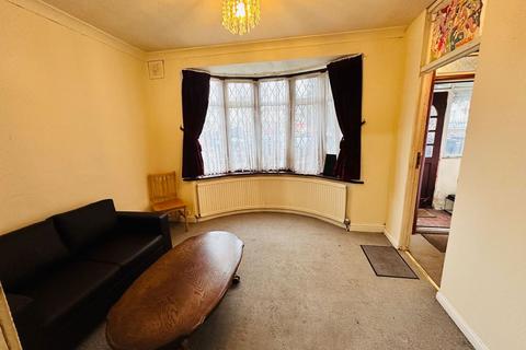 undefined, Westbury Avenue, Southall, UB1 2UY