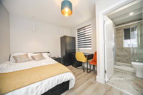 undefined, Benning Avenue, Bedfordshire LU6