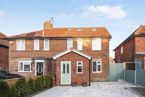 undefined, Benning Avenue, Bedfordshire LU6