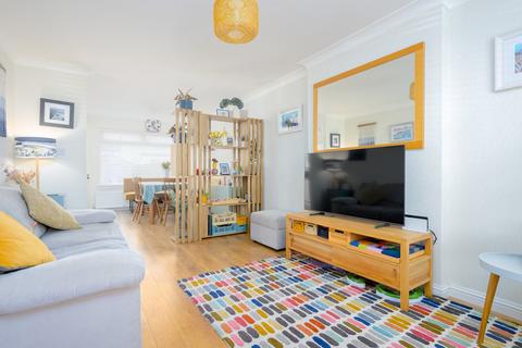 3 bedroom semi-detached villa for sale, Alloa Road, Carron, Falkirk, FK2