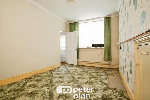 3 bedroom terraced house for sale, Caerau Road, Maesteg