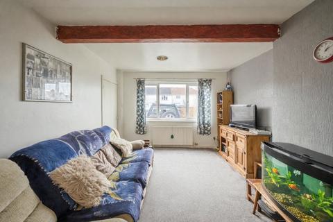 undefined, Cross Street, Doncaster DN11