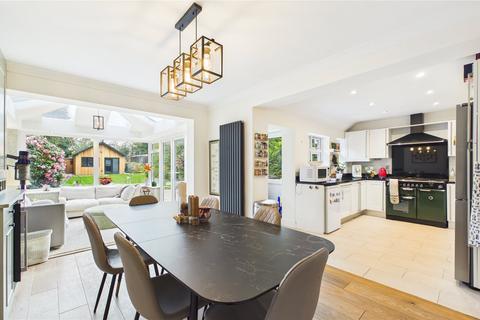 undefined, Grosvenor Road, Surrey GU24