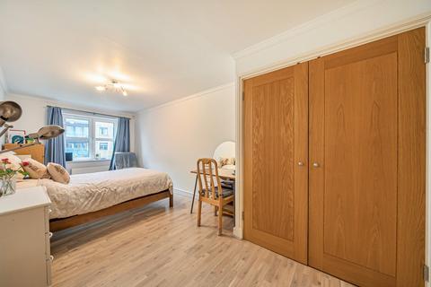 2 bedroom flat for sale, Rotherhithe Street, Canada Water, London, SE16