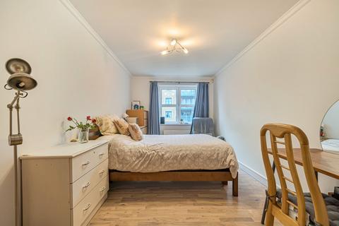 2 bedroom flat for sale, Rotherhithe Street, Canada Water, London, SE16