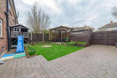 2 bedroom ground floor maisonette for sale, Avon Close, Gravesend DA12