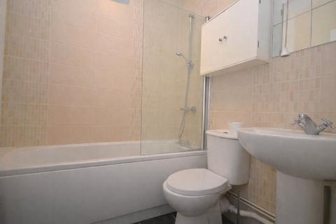 1 bedroom apartment to rent, Cross Street, Swindon, Wiltshire, SN1