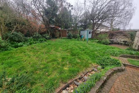 undefined, Mount Close, Rayleigh, Essex, SS6