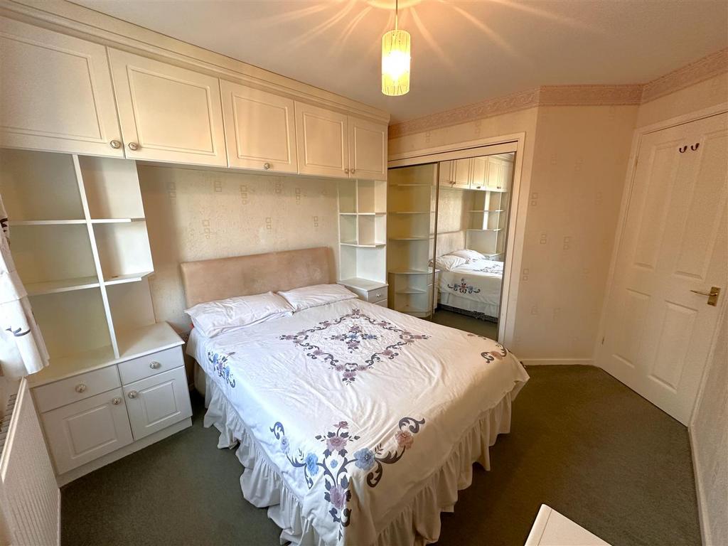 Bedroom One With Fitted Wardrobes 005