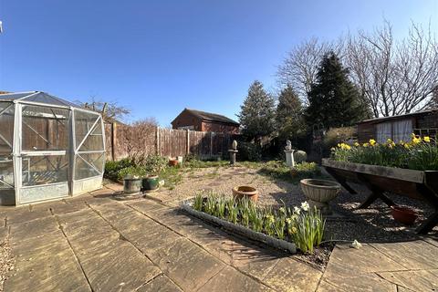 undefined, Holmefield, Farndon, Newark