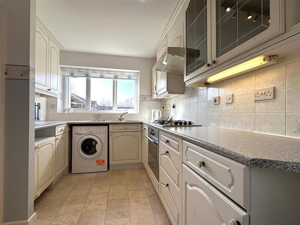 Fitted Kitchen 036