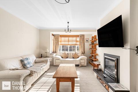 undefined, DANIEL THOMAS | Western Road, Nazeing, EN9 2QH