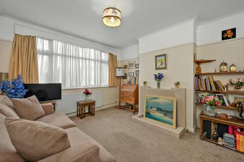 3 bedroom semi-detached house for sale, Somerset Avenue, Chessington, KT9