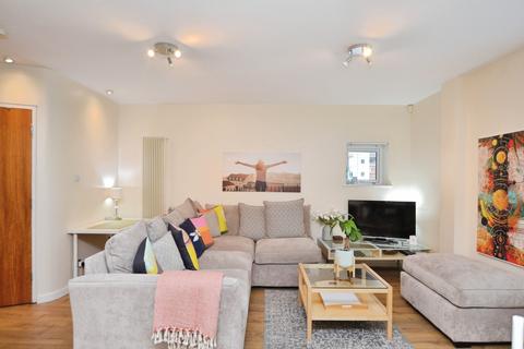 undefined, Holyrood Road, Edinburgh, EH8