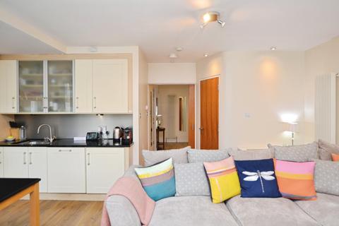 undefined, Holyrood Road, Edinburgh, EH8